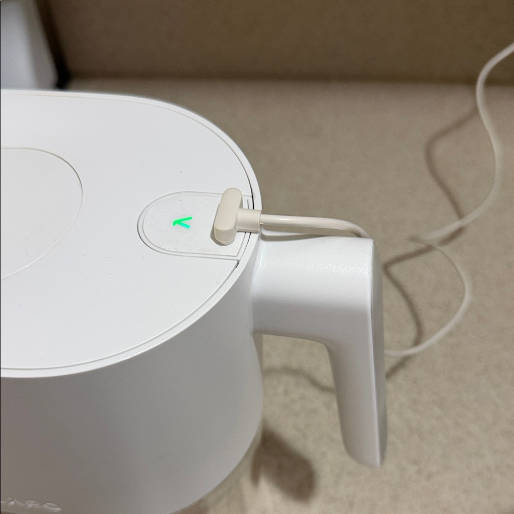 LARQ White Water Pitcher - Picture 3 of 5